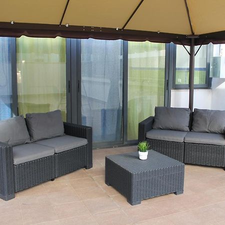 Apartments " Le Ginestre" Ачиреале Екстер'єр фото